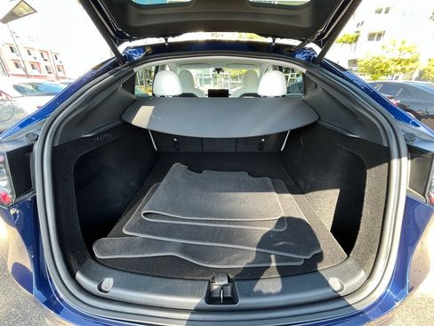 Used 2023 Tesla Model Y Long Range AWD/4WD image 15