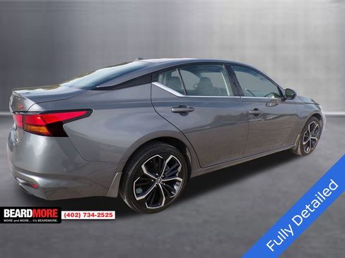 Used 2024 Nissan Altima 2.5 SR w/ SR Premium Package image 9