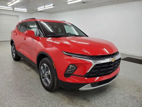 Used 2024 Chevrolet Blazer LT w/ Convenience Package image 3