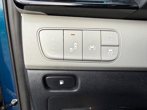 Used 2018 Kia Niro Touring image 29