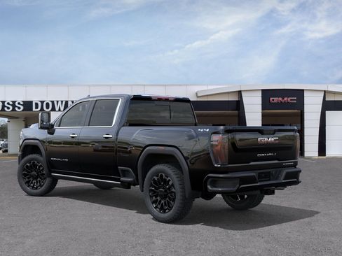 New 2026 GMC Sierra 2500 Denali Ultimate AWD/4WD image 3