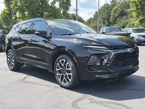 Used 2023 Chevrolet Blazer RS w/ Driver Confidence II Package AWD/4WD image 24
