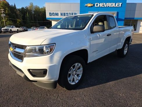 Used 2019 Chevrolet Colorado W/T image 4
