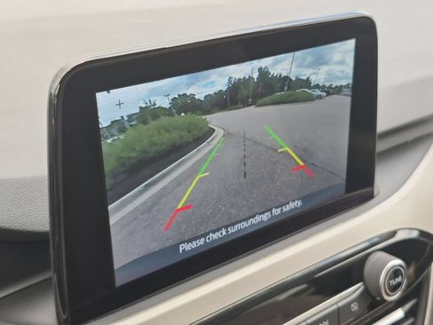 Used 2020 Ford Escape SE FWD image 28