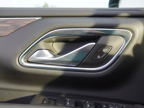 Used 2023 Chevrolet Tahoe LT image 11