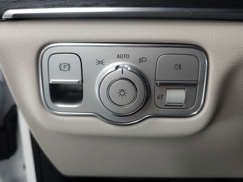 Certified 2026 Mercedes-Benz GLE 450 4MATIC Coupe image 10