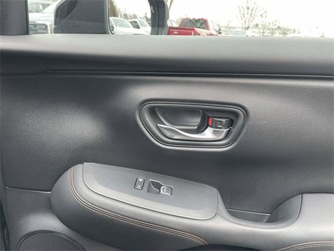 Used 2023 Honda HR-V Sport image 27
