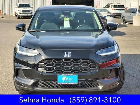 New 2026 Honda HR-V LX image 2