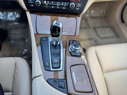 Used 2011 BMW 535i 535i image 26