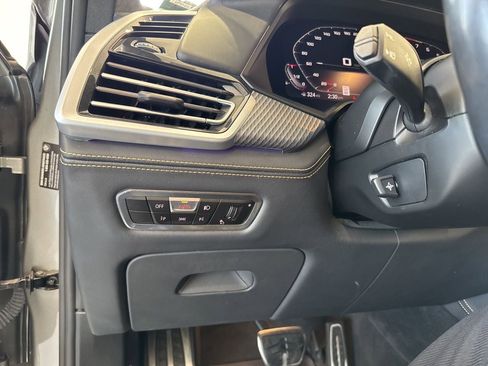 Used 2022 BMW X5 M w/ Competition Package AWD/4WD image 36
