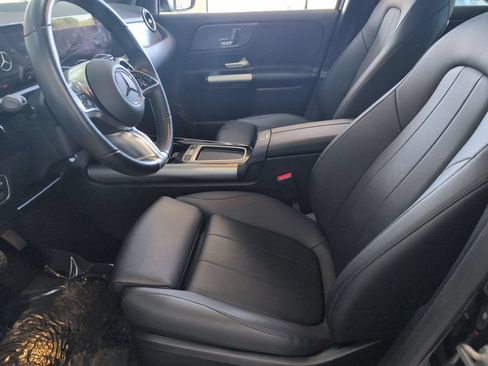 Used 2025 Mercedes-Benz GLA 250 image 21
