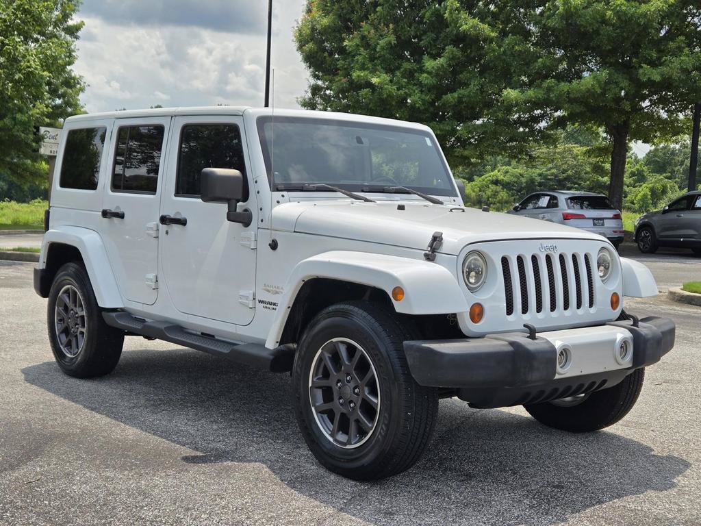 Used 2012 Jeep Wrangler Unlimited Sahara w/ Connectivity Group AWD/4WD image 5