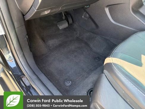 Used 2014 Ford Focus Titanium FWD image 26