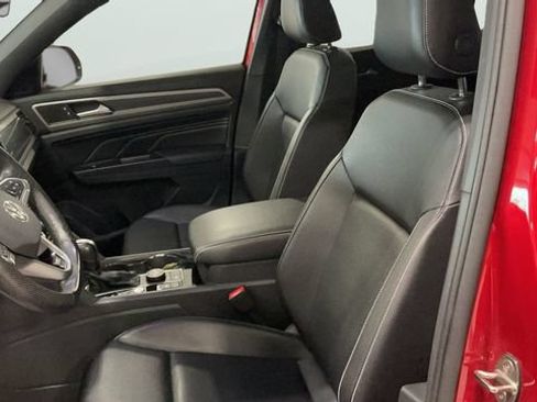 Used 2020 Volkswagen Atlas Cross Sport SEL R-Line AWD/4WD image 30