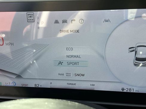 Used 2024 Hyundai Ioniq 5 Limited image 29