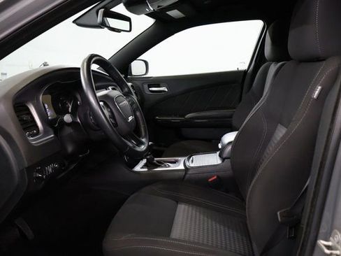 Used 2023 Dodge Charger SXT w/ Blacktop Package image 12