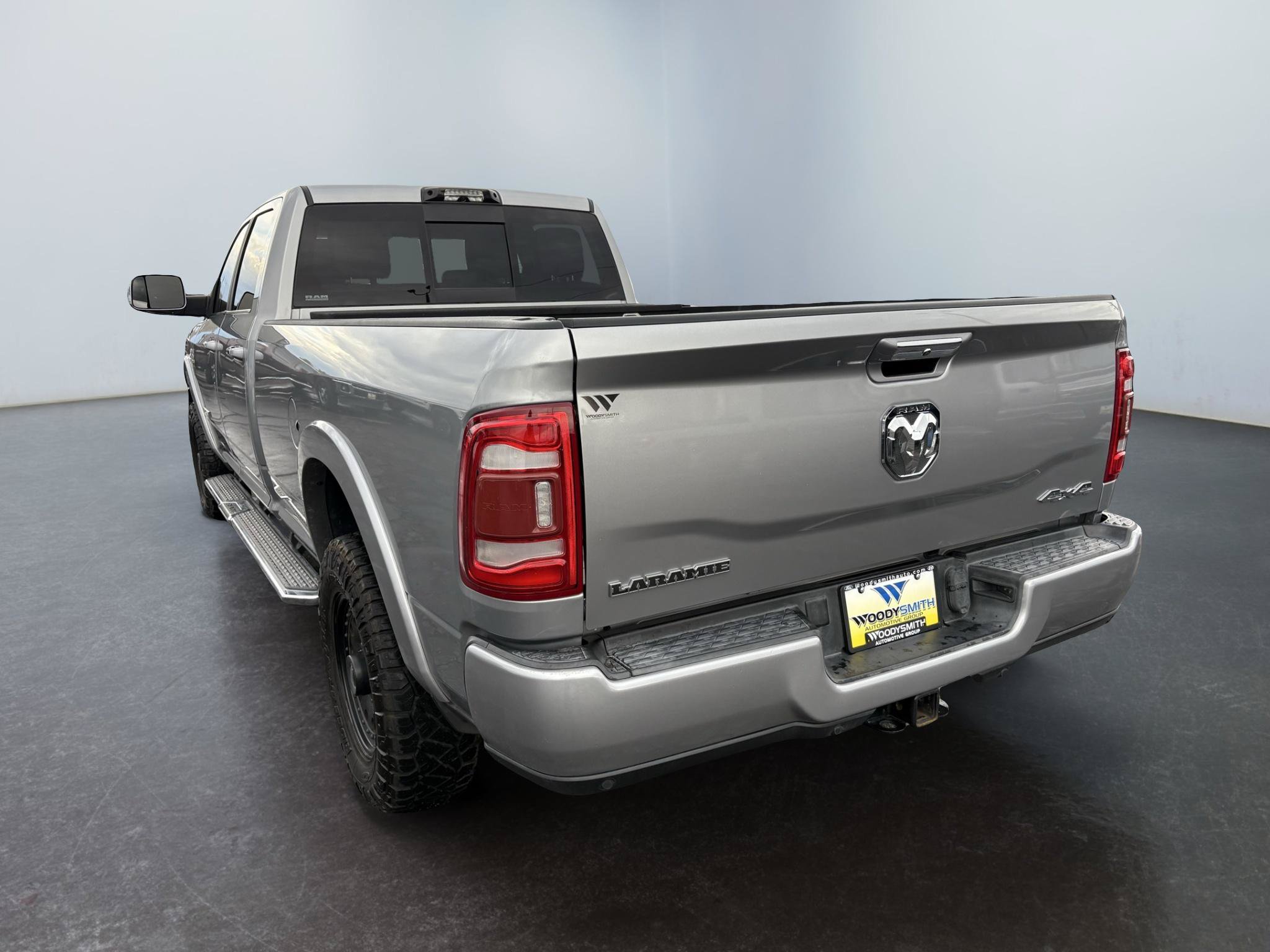 Used 2022 RAM 3500 Laramie AWD/4WD image 3