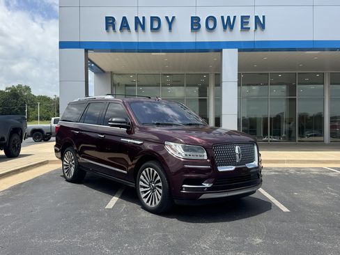 Used 2019 Lincoln Navigator Reserve w/ Cargo Package AWD/4WD image 1