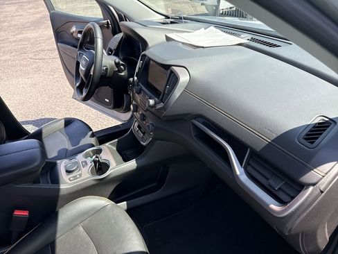 Certified 2024 GMC Terrain AT4 w/ Infotainment Package II AWD/4WD image 36