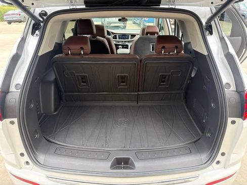 Used 2020 Buick Enclave Avenir FWD image 32