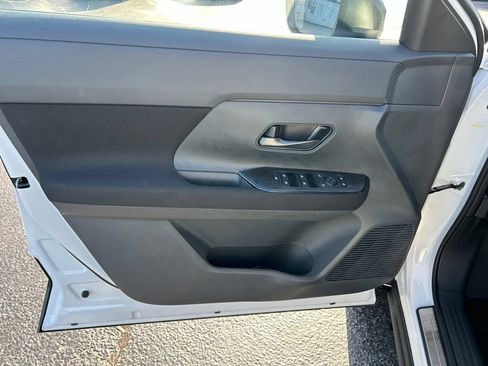New 2026 Nissan Kicks S FWD image 17