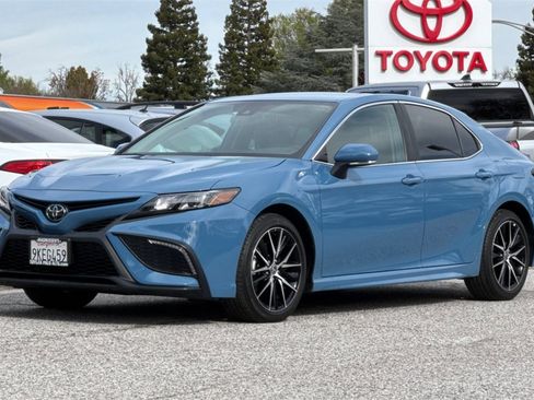 Certified 2024 Toyota Camry SE image 7