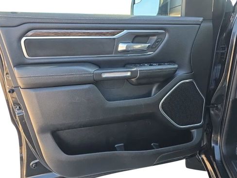 Used 2019 RAM 1500 Laramie image 9