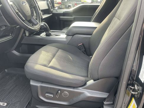 Used 2018 Ford F150 XLT w/ Equipment Group 302A Luxury AWD/4WD image 12