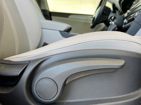 Used 2018 Hyundai Sonata SE FWD image 22