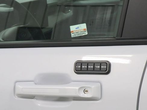 Used 2025 Ford Maverick Lariat w/ Black Appearance Package AWD/4WD image 39