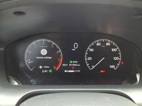 Used 2025 Honda HR-V Sport image 16