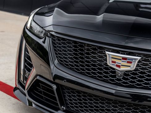 Used 2024 Cadillac CT5 V Blackwing w/ Driver Assist Package RWD image 17