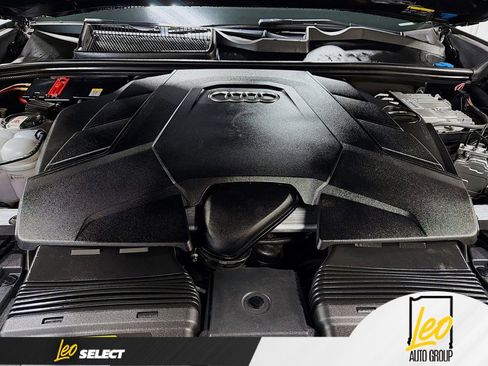 Used 2023 Audi Q8 Premium Plus image 32