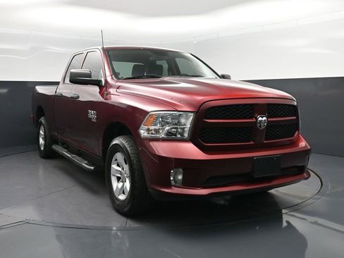 Used 2019 RAM 1500 Express AWD/4WD image 9