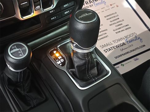 New 2026 Jeep Gladiator Sport image 24