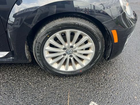 Used 2019 Volkswagen Beetle 2.0T SE image 24