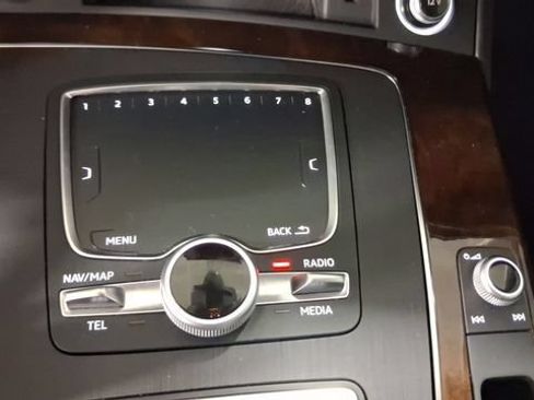 Used 2019 Audi Q5 2.0T Premium Plus w/ Premium Plus Package AWD/4WD image 32
