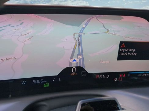 Used 2026 Cadillac Vistiq Sport image 10