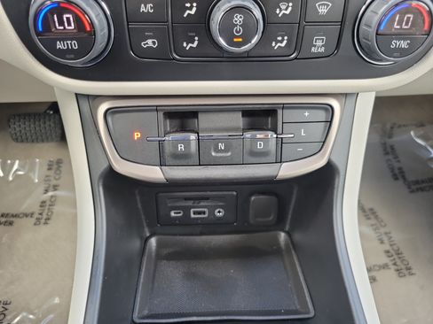 Used 2023 GMC Terrain Denali AWD/4WD image 21