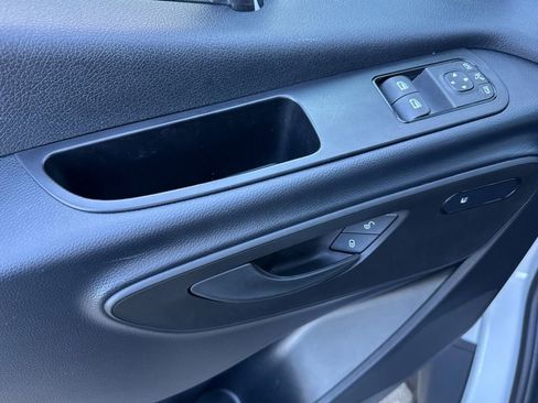 Used 2024 Mercedes-Benz Sprinter 2500 image 10