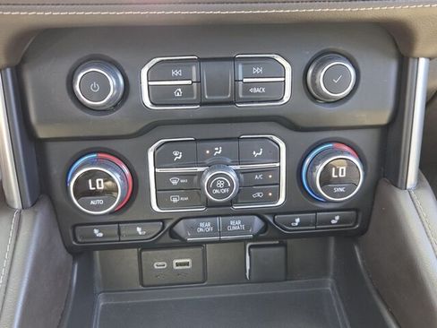 Used 2023 Chevrolet Tahoe LT RWD image 22