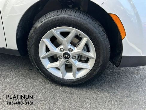 Used 2020 Kia Soul S image 21