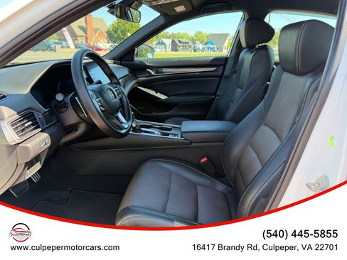 Used 2018 Honda Accord Sport image 7
