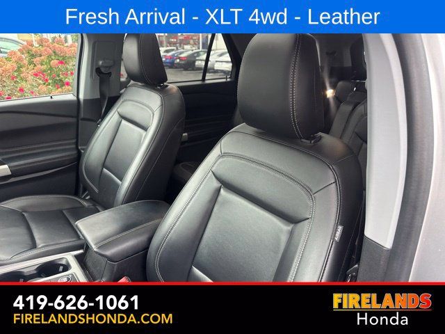 Used 2022 Ford Explorer XLT w/ Equipment Group 202A AWD/4WD image 16