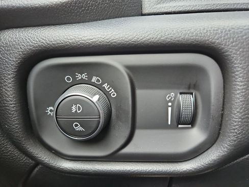 New 2026 RAM 2500 Tradesman AWD/4WD image 22