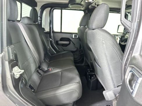 Used 2020 Jeep Gladiator Sport w/ Quick Order Package 24S image 27