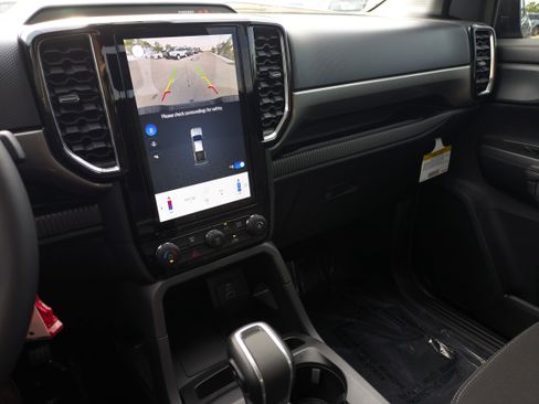 New 2025 Ford Ranger XLT w/ Trailer Tow Package image 31