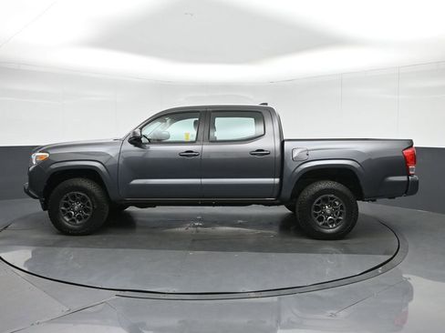 Used 2016 Toyota Tacoma SR w/ SR Convenience Package image 4