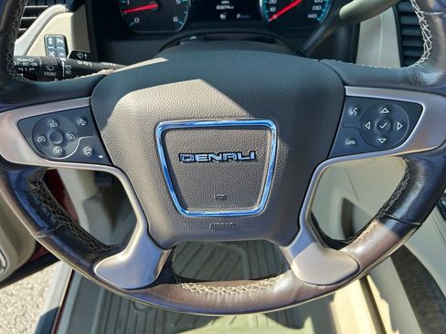 Used 2018 GMC Yukon Denali w/ Denali Ultimate Package AWD/4WD image 33
