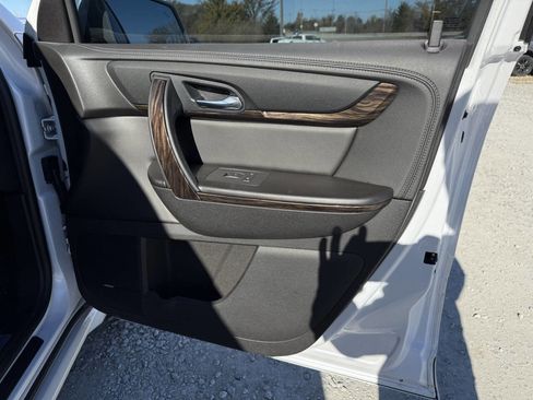 Used 2016 GMC Acadia Denali image 10